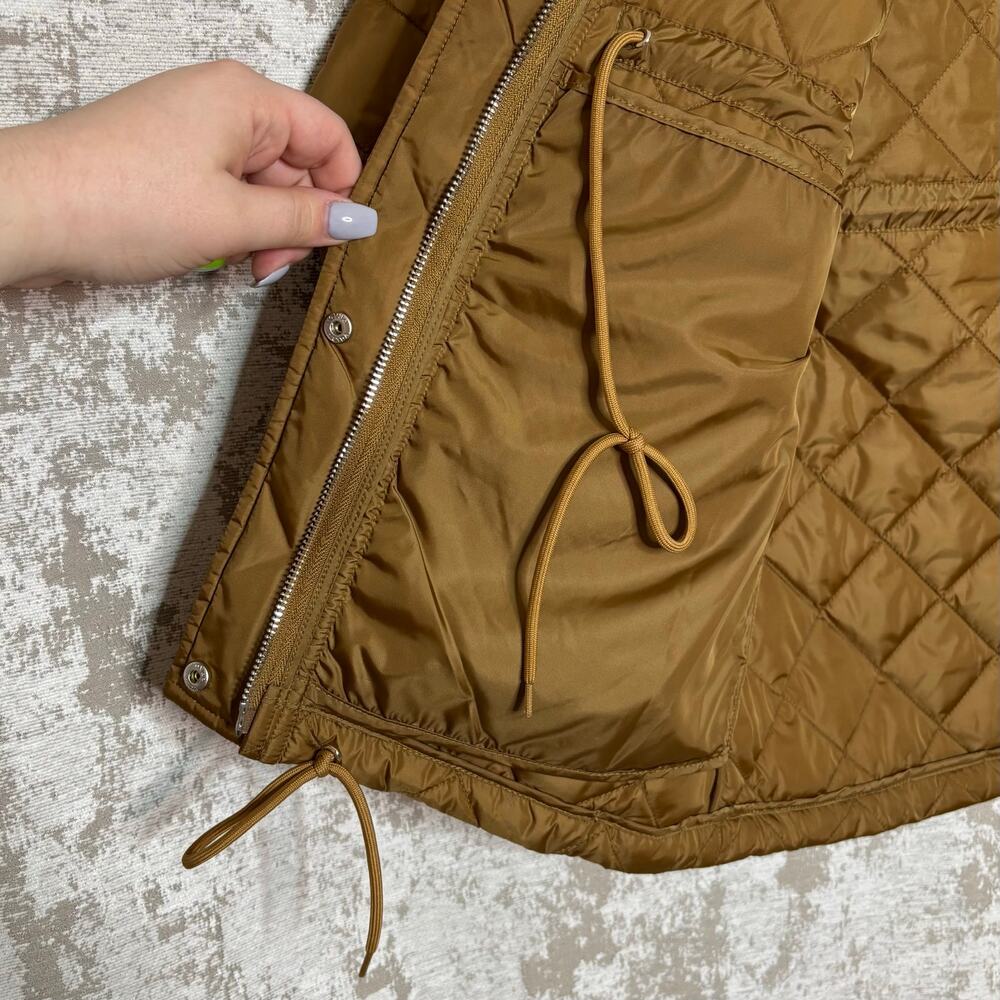 Prada Lightweight Re-Nylon Quilted Blouson Corduroy Collar Jacket in Cork Beige - Picture 8 of 8